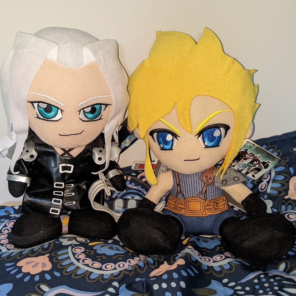 Cloud and Sephiroth Final Fantasy VII Plushie Pair